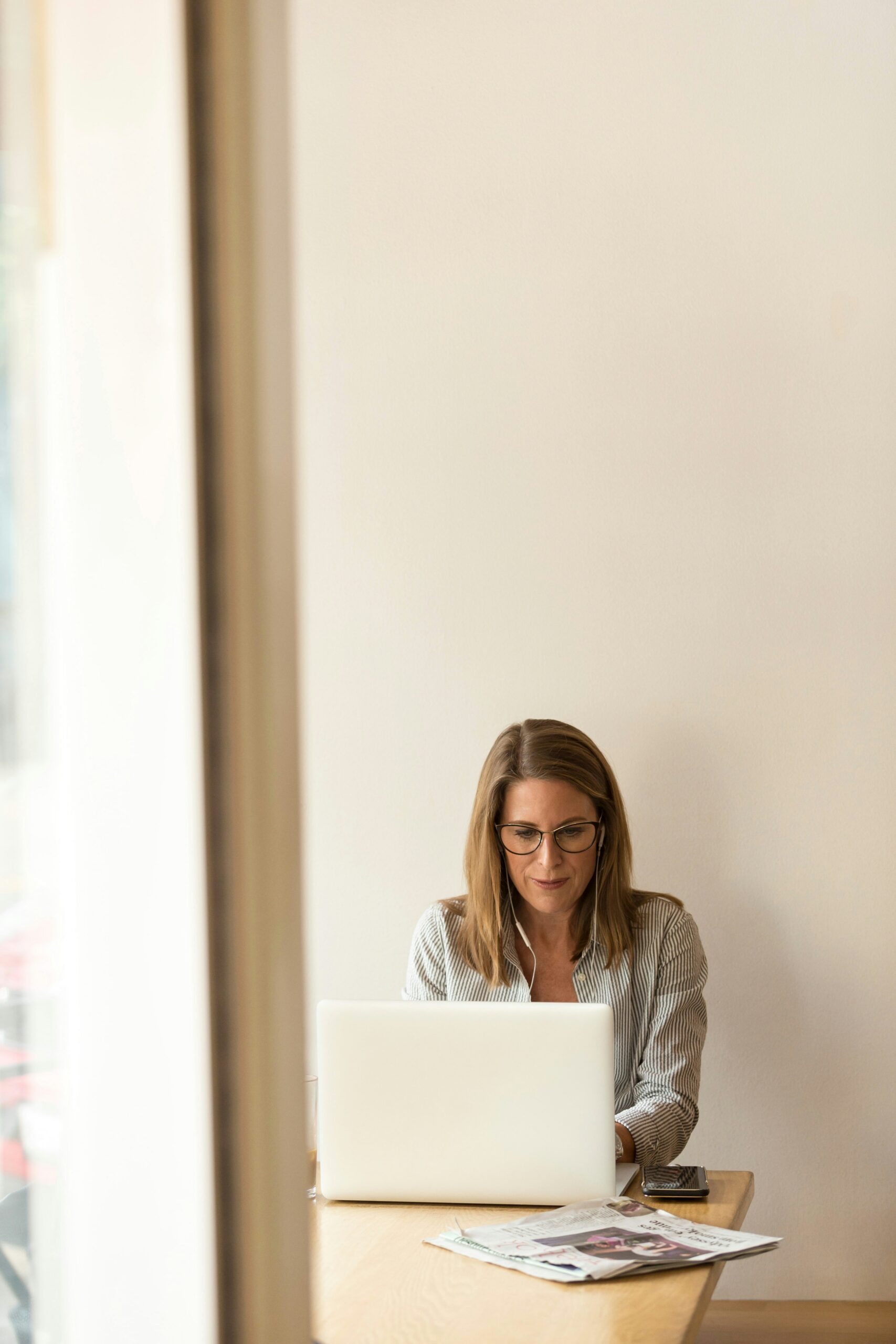 sales woman working at her computer